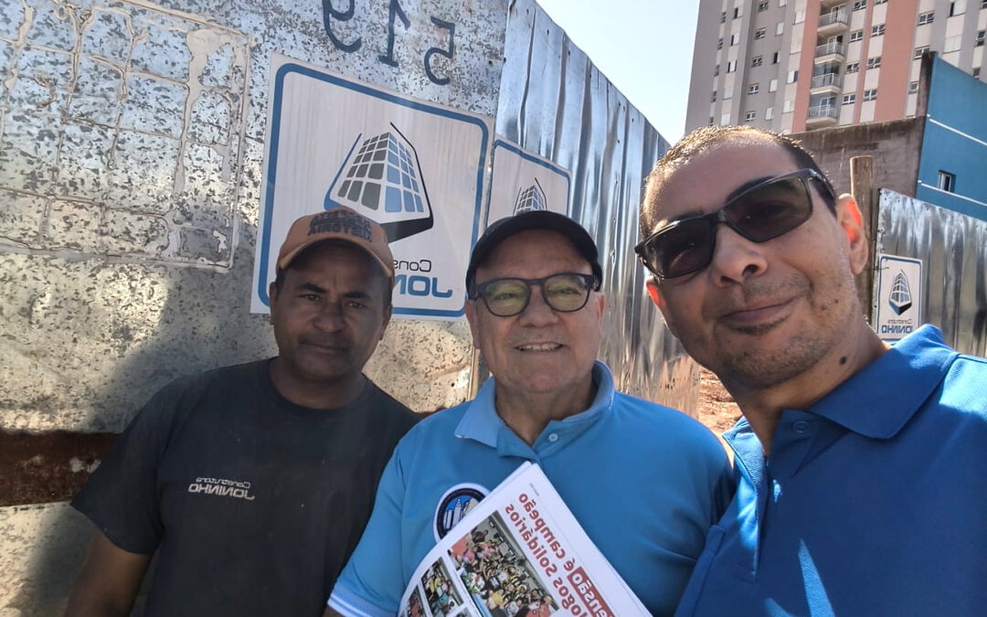 Diretores do Sindicato fazem entrega de boletim